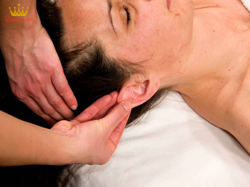 Lưu ý quan trọng khi massage tai
