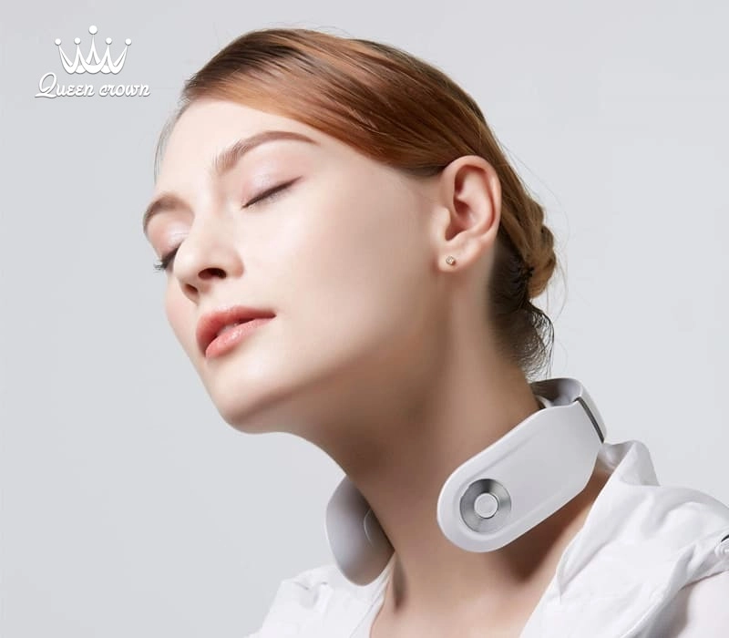 sử dụng máy massage cổ