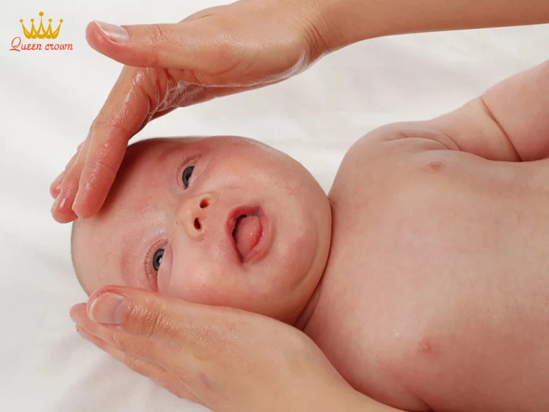 Các điều cần lưu ý khi massage mặt cho bé