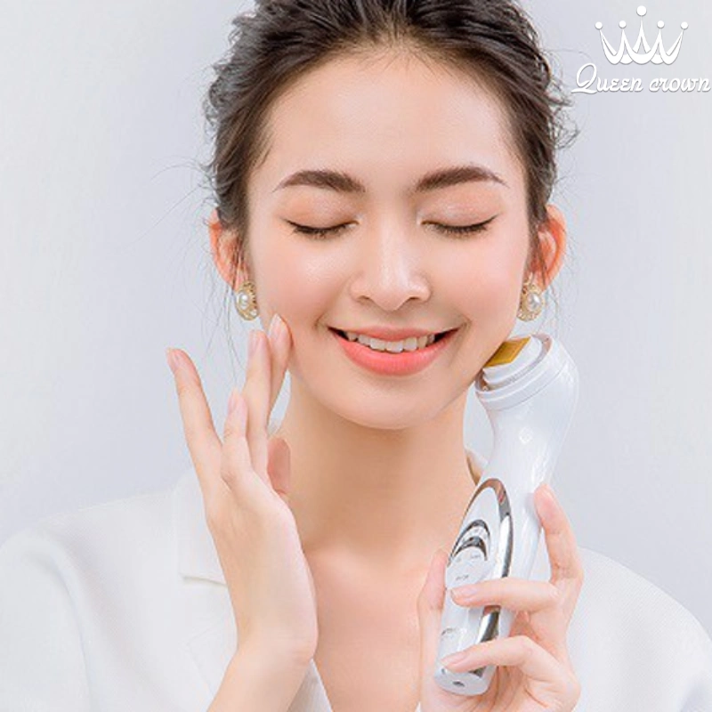 cách massage mặt thon gọn