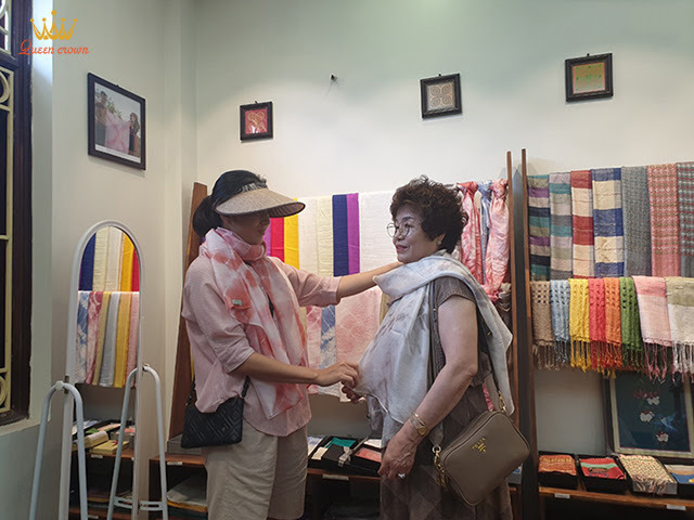 tặng quà cho ông bà