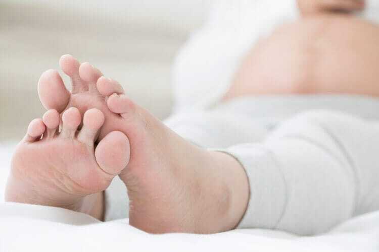 Mẹ bầu nên ngưng sử dụng ghế massage trong trường hợp nào