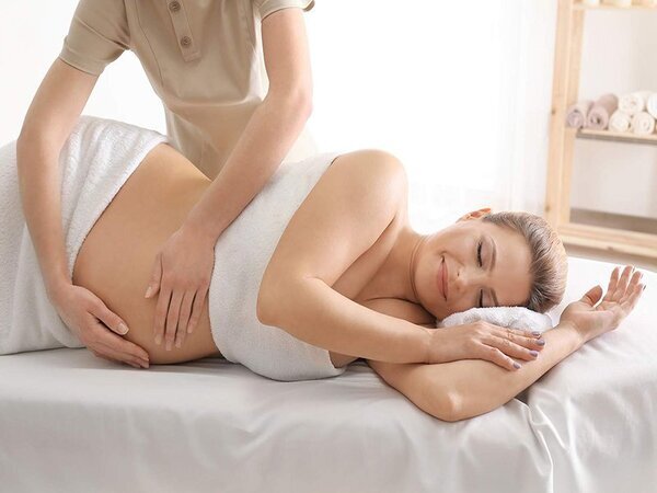 cách massage bụng bầu