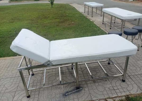 giường spa inox