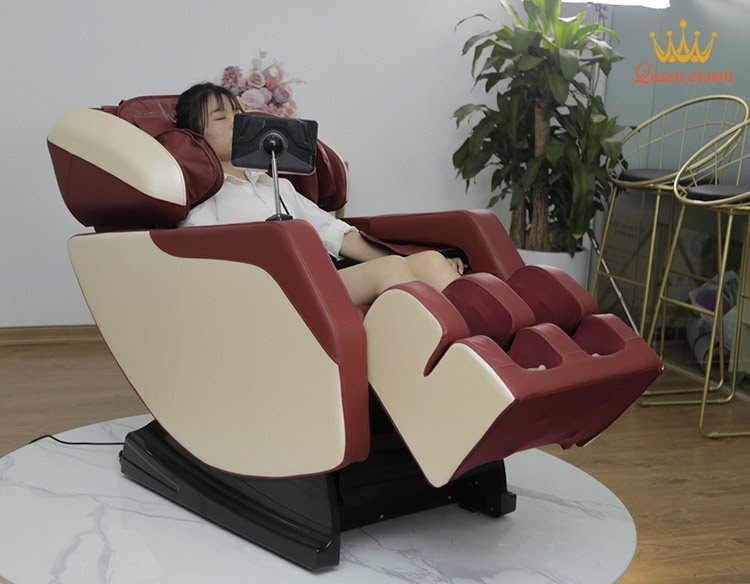 Không nên ngồi ghế massage quá lâu