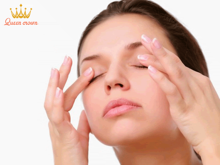Xoa hai ổ mắt chống hoa mắt chóng mặt