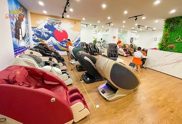 trải nghiệm thực tế showrooom ghế massage tân phú