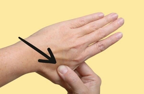 #Huyệt Hợp Cốc Có Tác Dụng Gì? Cách Bấm Huyệt Hợp Cốc
