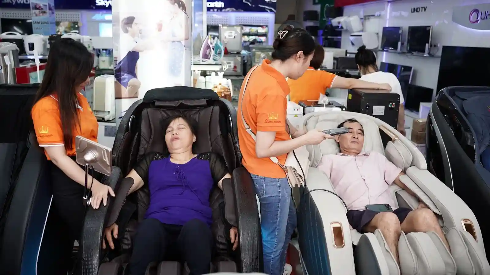 thoải mái. thư giãn cùng ghế massage queen crown