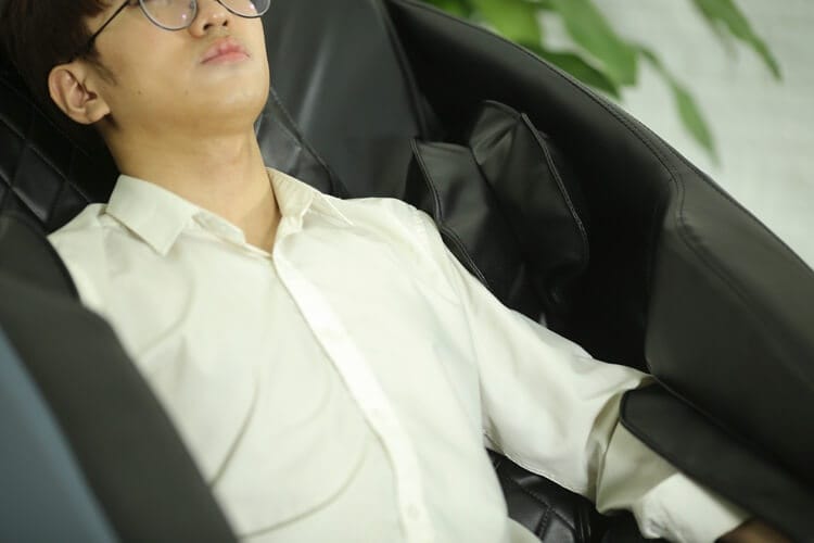 ghế massage zero gravity